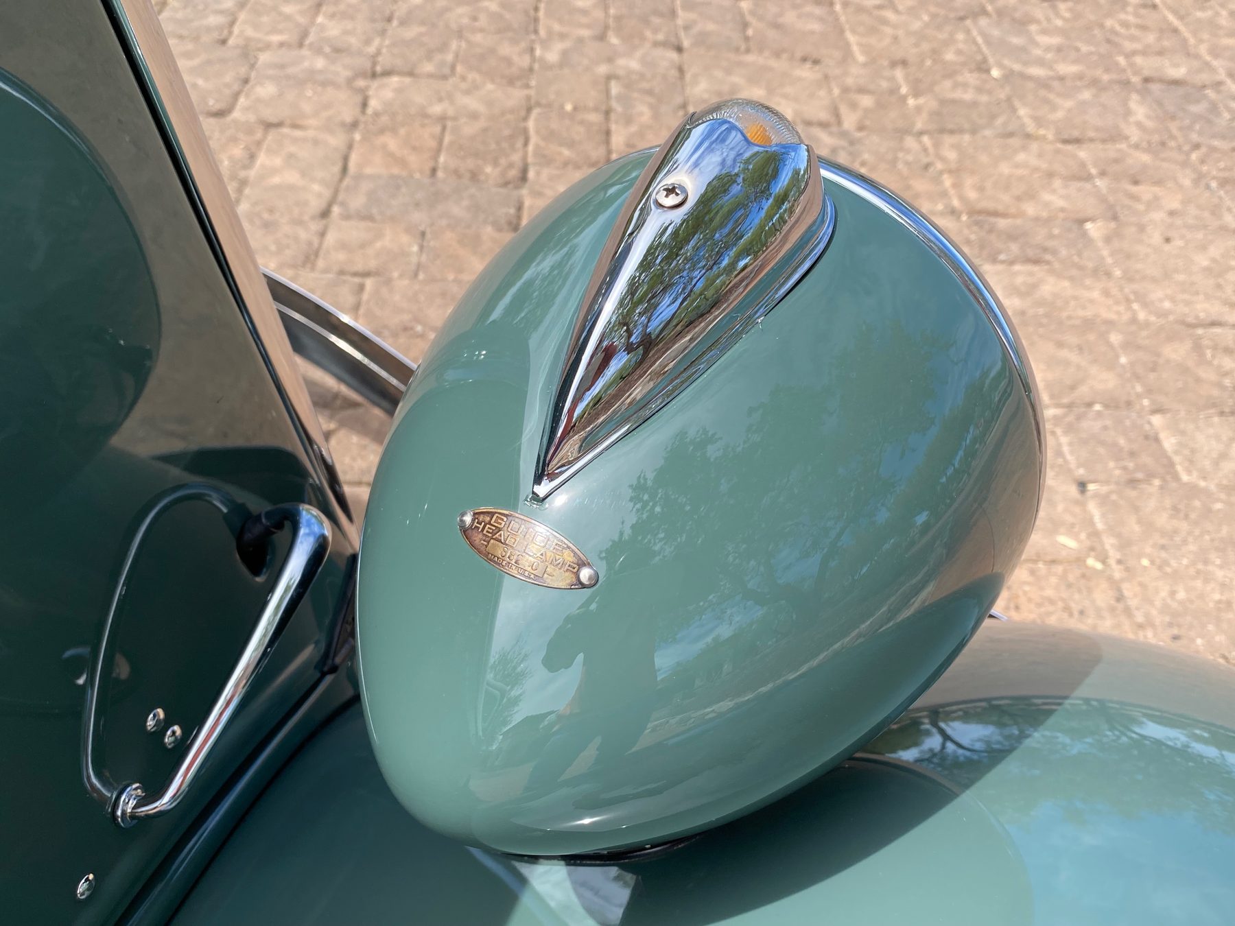 Headlamp with Gorde Head Lamp badge